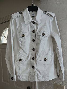 Cabi Kenya Utility Safari Jacket in Bone Ivory Sz S Tortoise Button Safari
